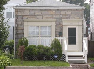 1214 Lexington Rd, Louisville, KY 40204