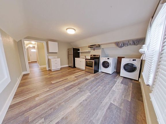 4th image of 383-385 E 15th Ave #82ACCDAA5