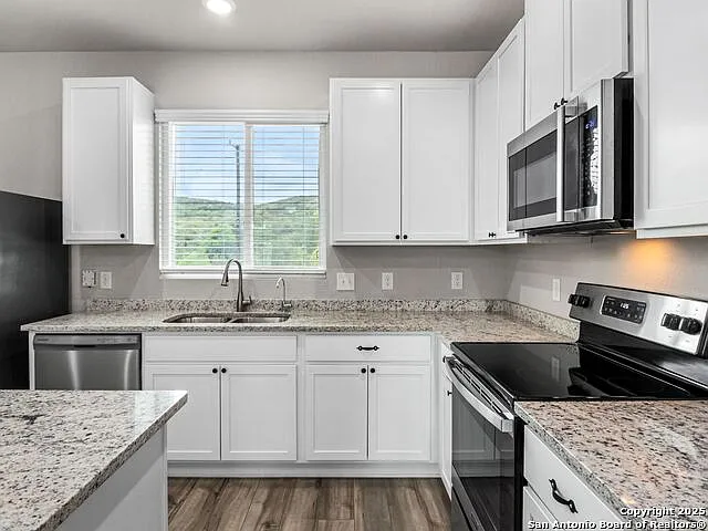21411 Sir Walter Ln — Photo 8