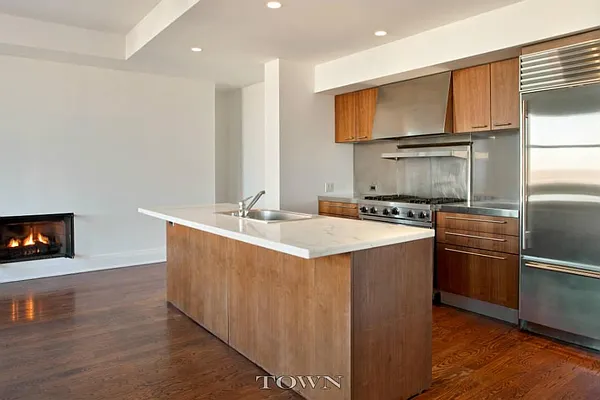 Rented by Town Residential | media 19