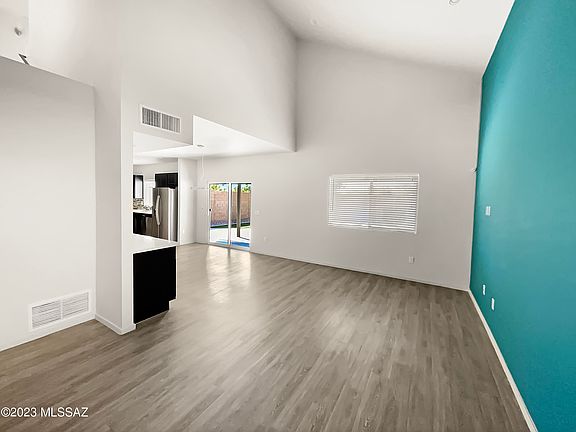 3rd image of 3069 N Dasylirion Dr