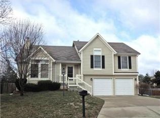 21334 W 124th St, Olathe, KS 66061