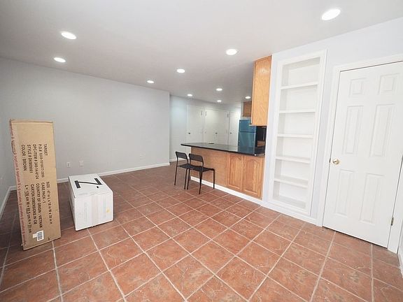 2nd image of 23-11A Broadway #1E