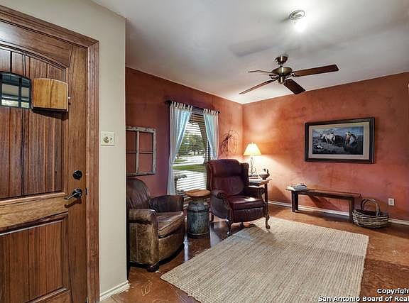 5th image of 15223 Wayside Oaks St