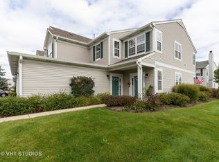 3135 Falling Waters Ln #3135, Lindenhurst, IL 60046