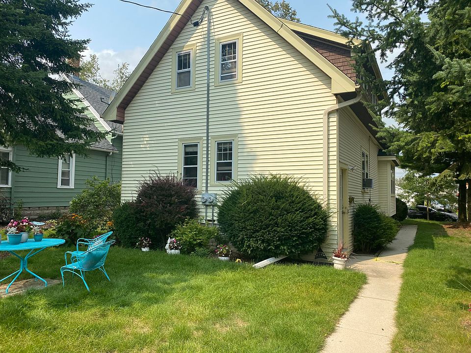 2nd image of 509-511 W Chestnut St