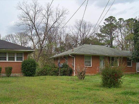 2nd image of 850 Catherine St