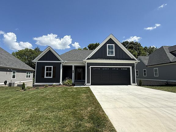 3rd image of 7189 Paxton Cir