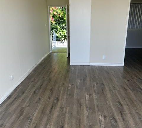 5th image of 16525 W Sunset Blvd #9