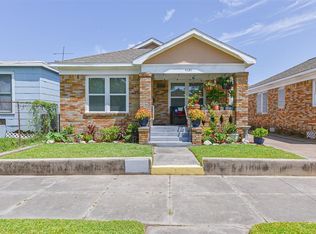 4420 Avenue K, Galveston, TX 77550