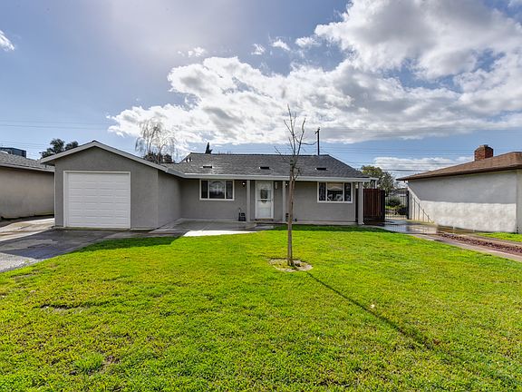 3rd image of 3448 Windsor Dr