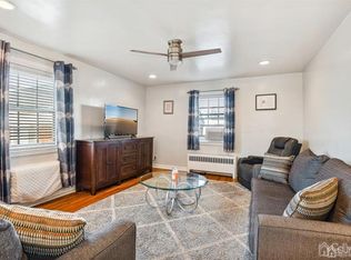 18 W Roselle Ave #B, Roselle Park, NJ 07204