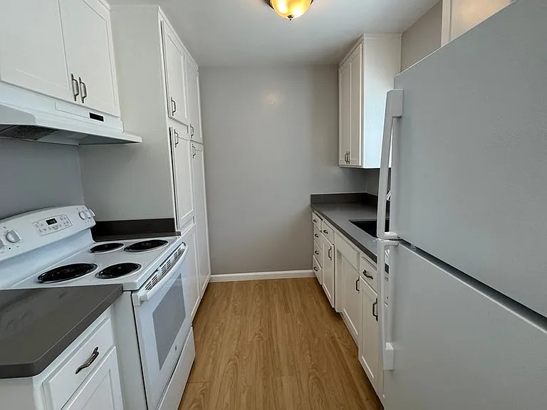 2937 Magliocco Dr — Photo 2