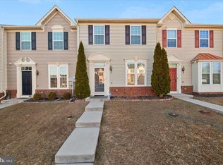 23 Mississippi Point, Falling Waters, WV 25419