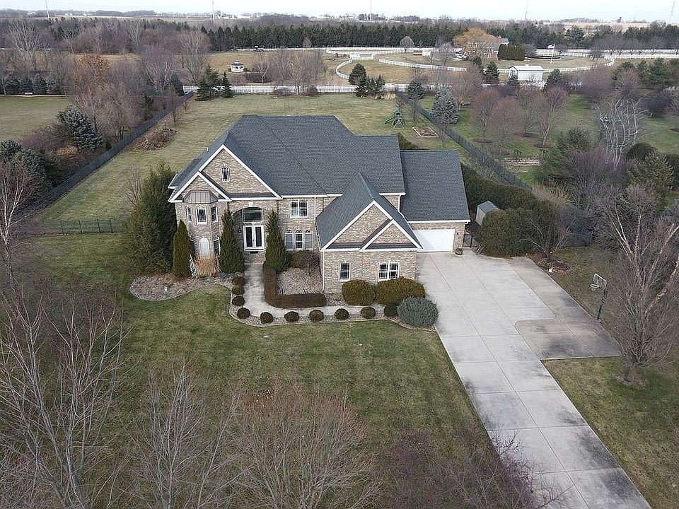 1st image of 3195 Woodhaven Dr