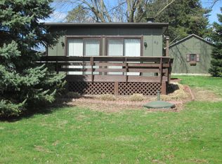 68 Lake Warren Dr, Monmouth, IL 61462