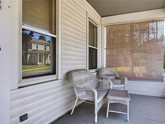 5th image of 88 W Main St #1-3