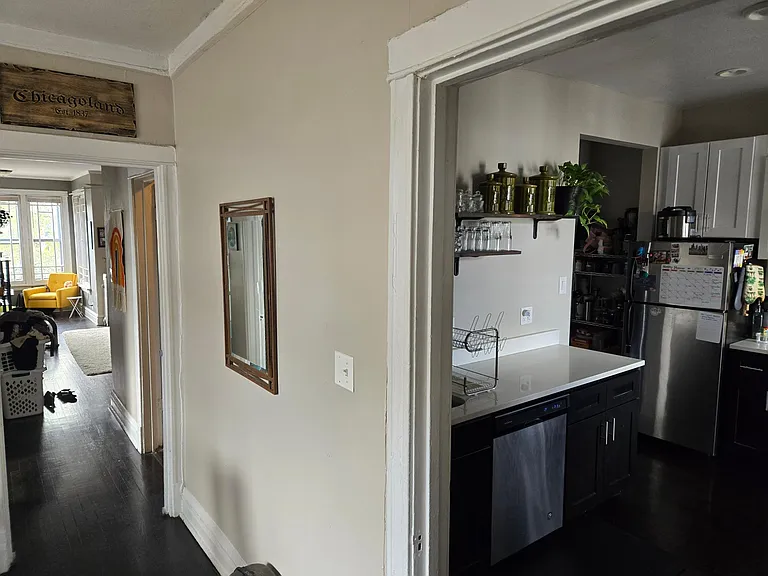 4545 N Rockwell St #2 — Photo 8