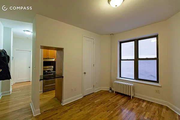 Rented by Compass | media 31