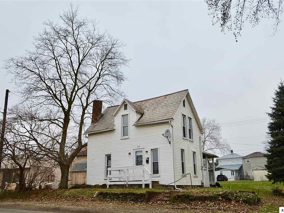 1st image of 639 Howard St
