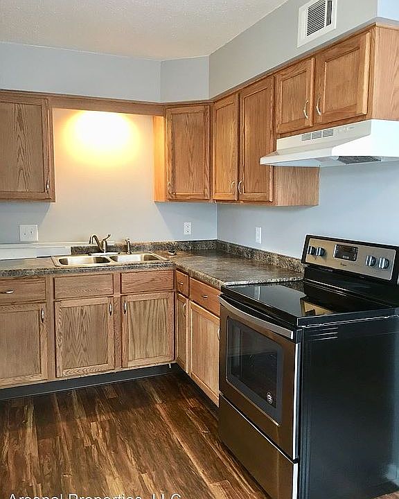1st image of 3117 Schuetzen Ln APT 1