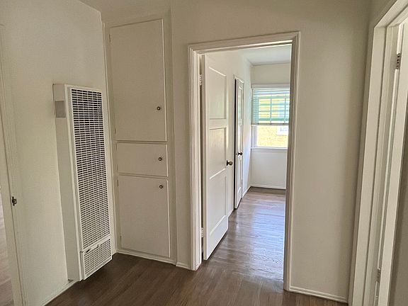 2nd image of 4411 Ensign Ave #4