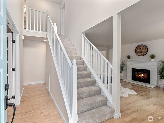 3rd image of 2101 233rd Street SE