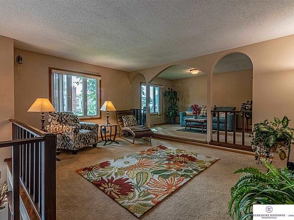 5th image of 2410 Hogantown Dr