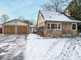 1711 Wisconsin St, Oshkosh, WI 54901