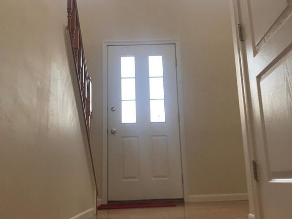 3rd image of 5697 Stone Trace Dr