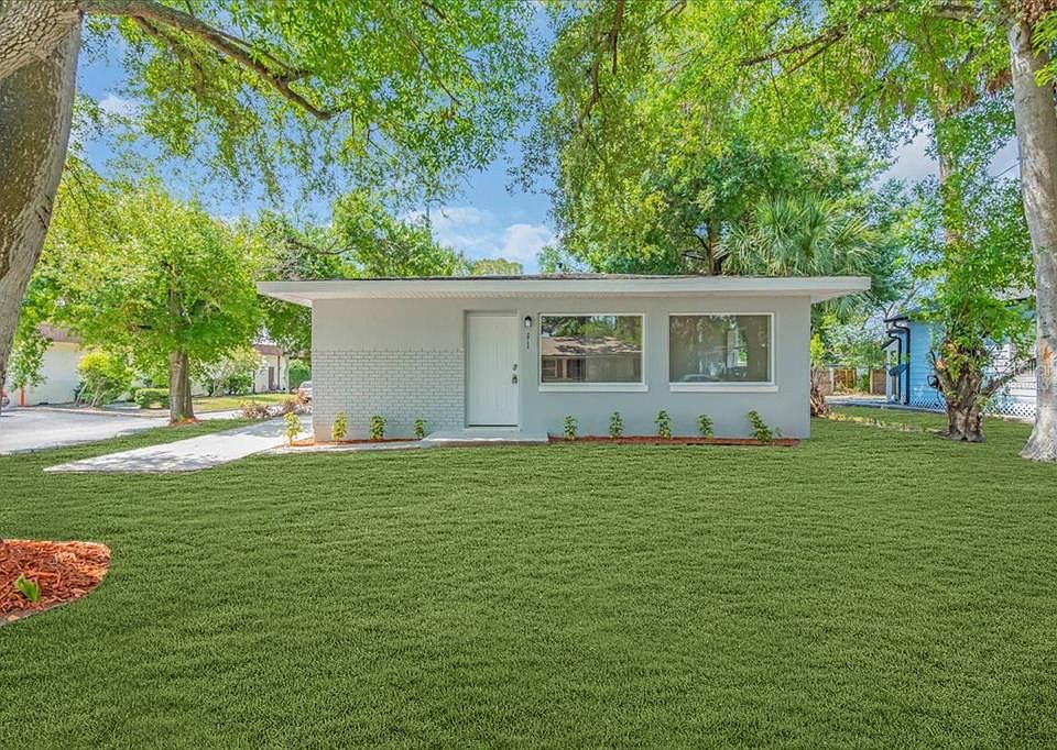 1st image of 2711 E 22ND AVENUE