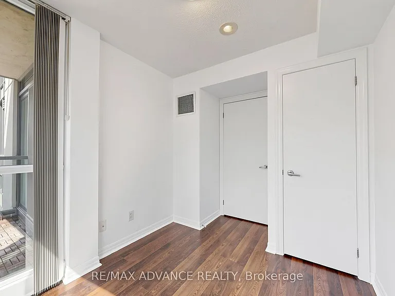 12 Yonge St #1805 — Photo 28