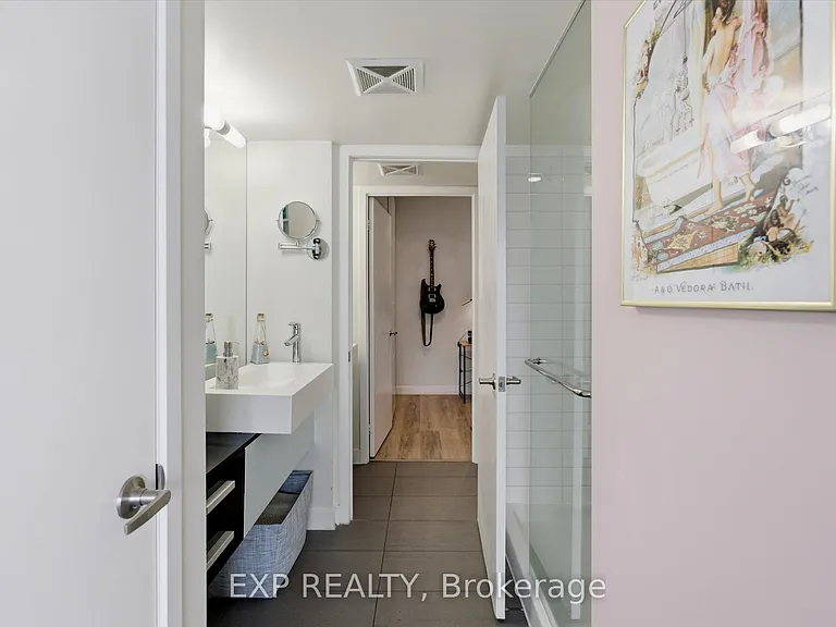 38 Dan Leckie Way #2103 — Photo 18