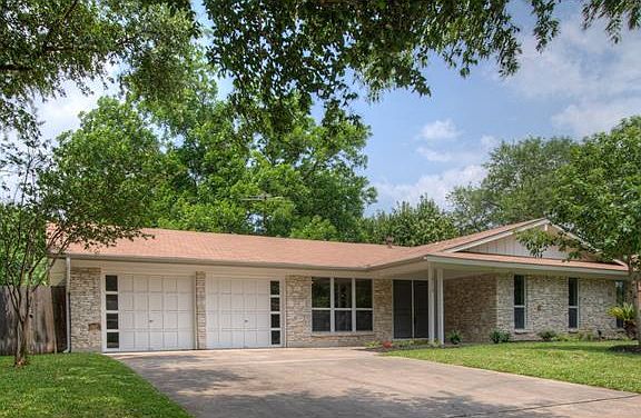 2nd image of 2110 Teakwood Dr