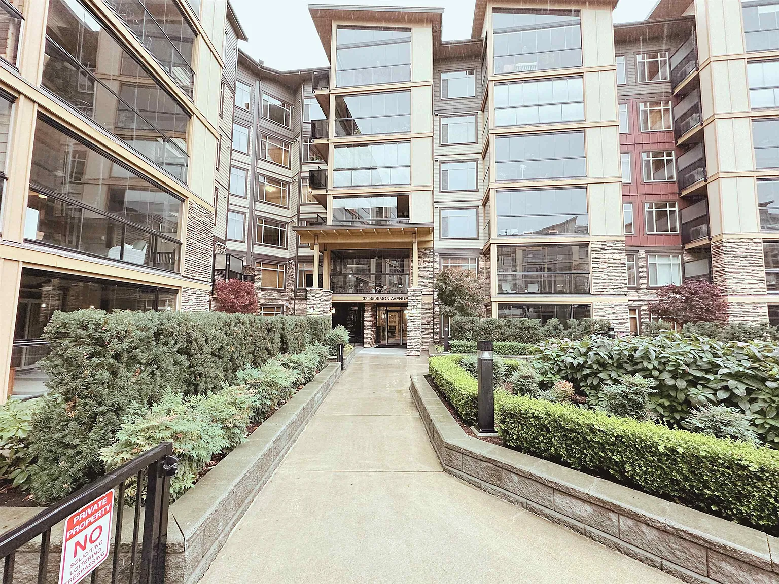 1 bed, 740 sqft, $1,850 — Photo 1
