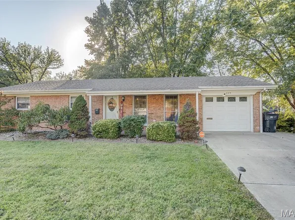 229 Ladue Rd, Belleville, IL 62223