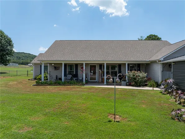 2838 Hatties Ln, Ozark, AR 72949