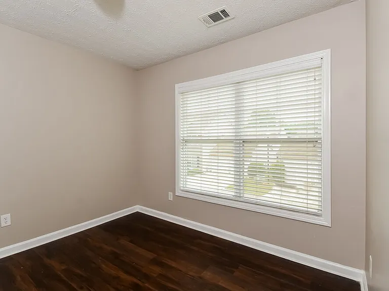 109 Plumeria St — Photo 16