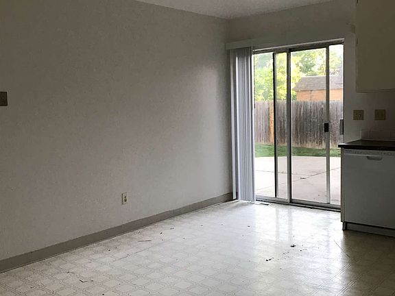 5th image of 2765 Leisure Dr