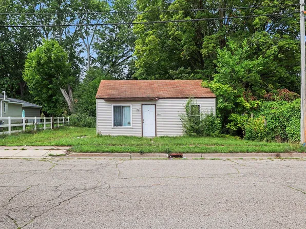 5804 Vermont Ave, Portage, MI 49024