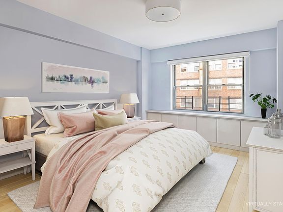 4th image of 10 W 15th St APT 1112