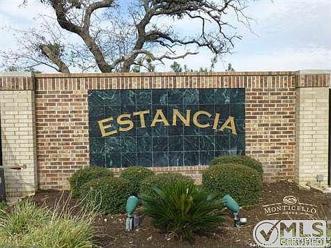 5th image of 25342 Estancia Cir