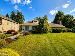 83 Oakland Avenue, Gloversville, NY 12078