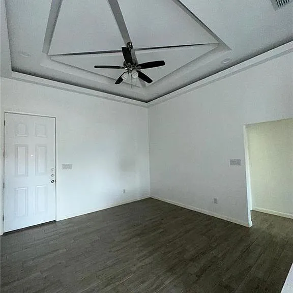1002 N Glasscock Rd #3 — Photo 8