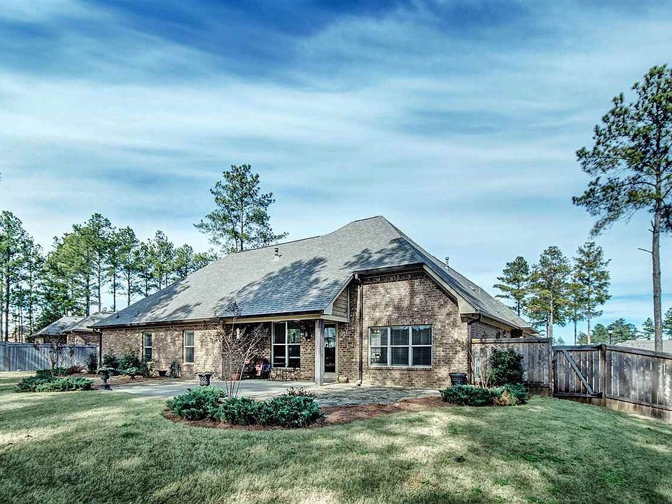 2nd image of 105 Grayhawk Dr