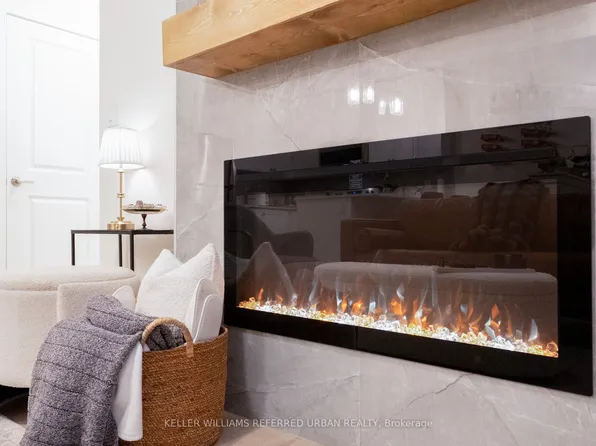 1695 Dersan St, Pickering, ON