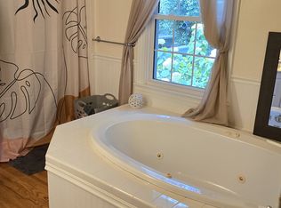 1 Coventry Ln, Greenville, SC 29609