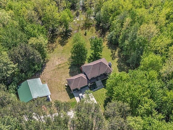 3rd image of 4090 N Fordney Rd