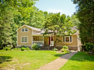 8258 Kings Landing Ln, Smithfield, VA 23430