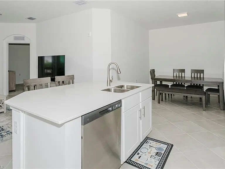 18461 Copperhead Ct N #431 — Photo 6